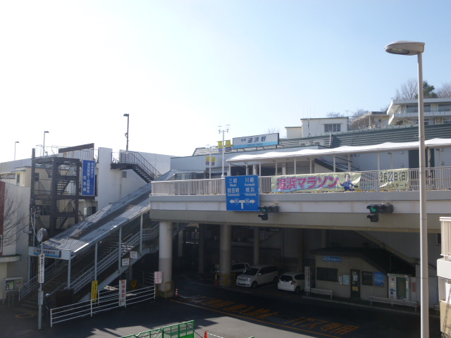 セブンイレブン　横須賀追浜駅前