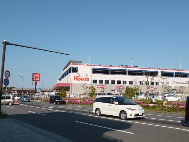 ファミリーマート　横須賀中央西口店