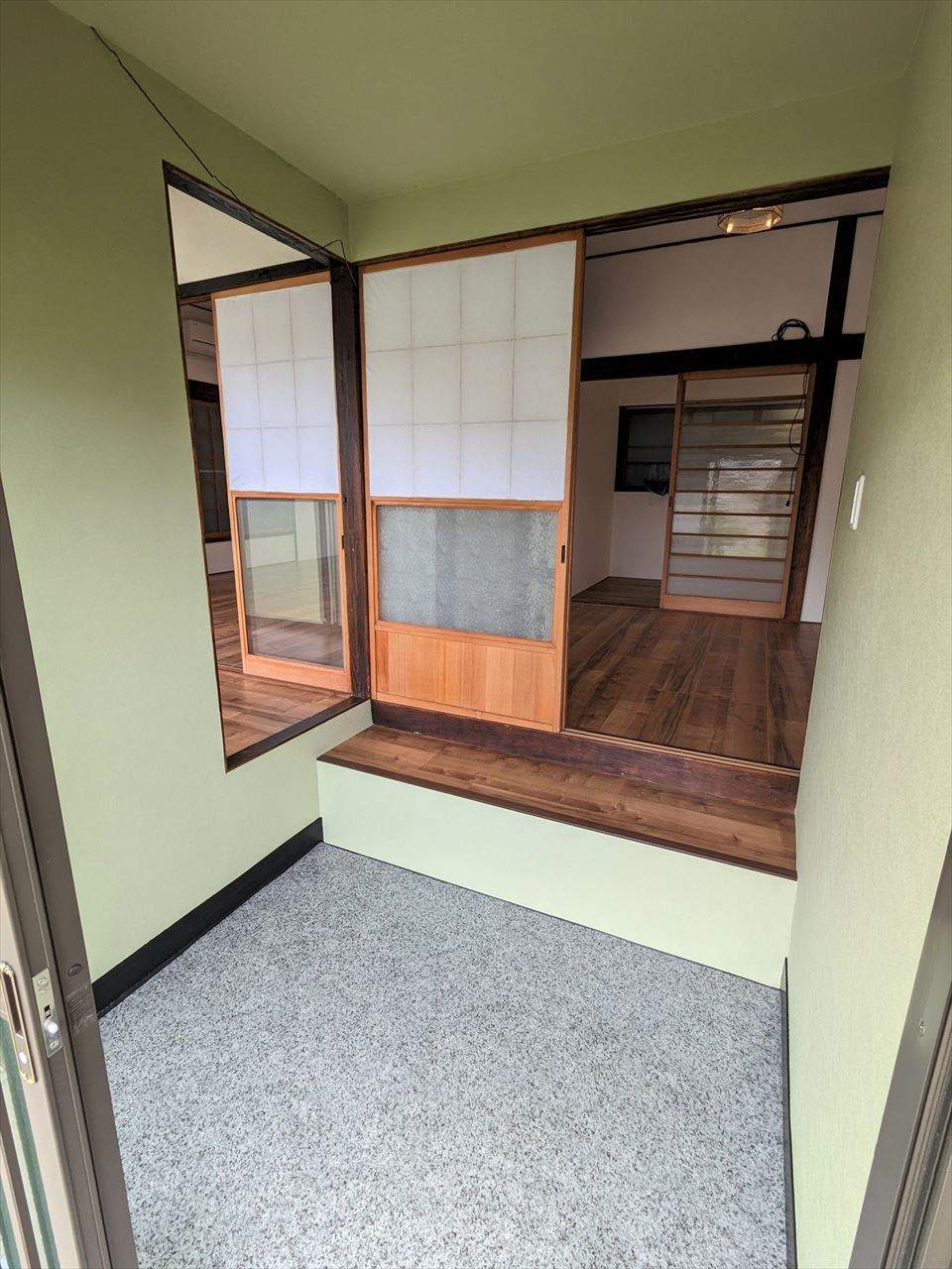 玄関